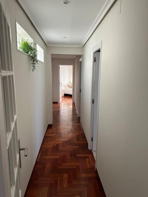 Centrico Apartamento Con Terraza Integrada Leilighet Vigo Eksteriør bilde
